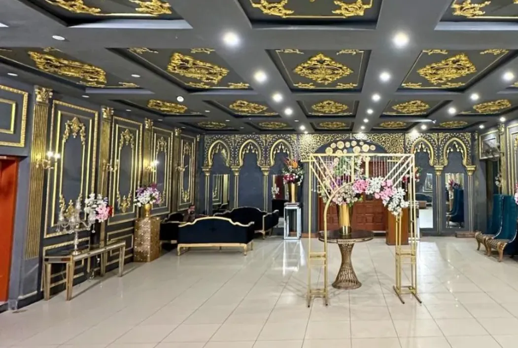 The grand central aisle of the marquee hall